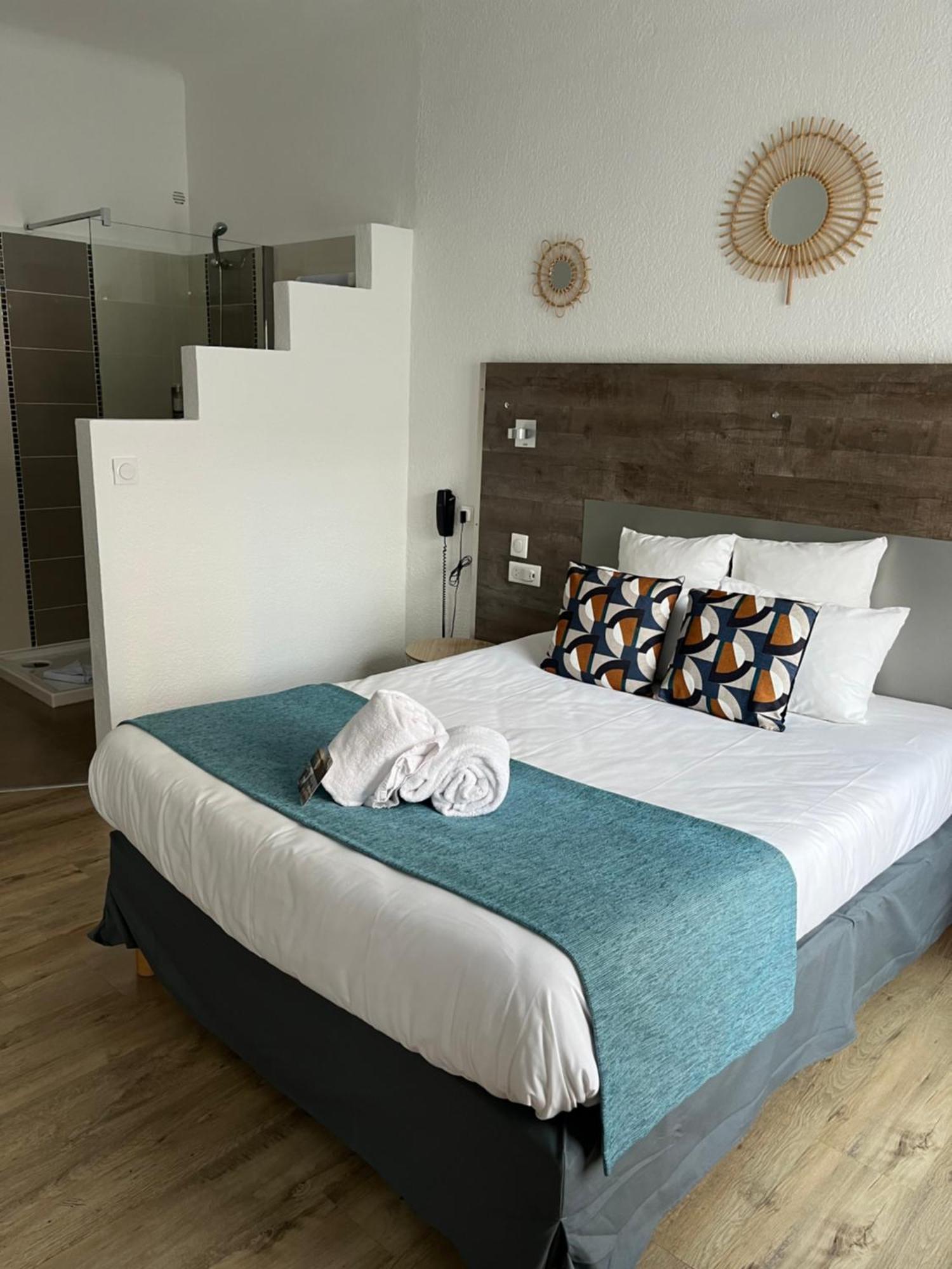 Hotel Saint Georges, Face A La Mer Canet-en-Roussillon Exterior photo